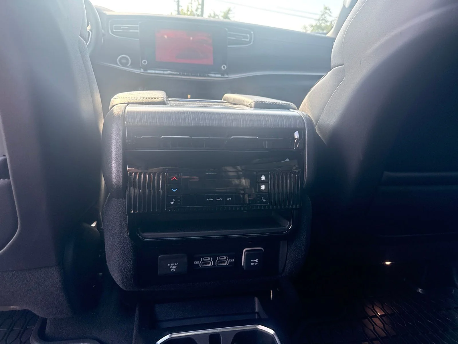 Used 2023 White Jeep Series III image 18