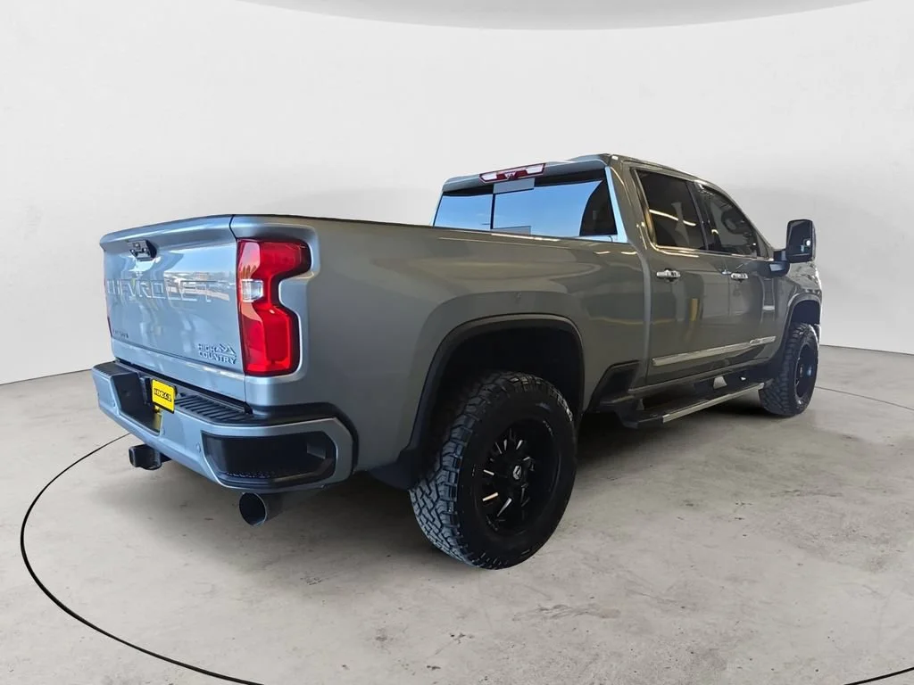 Used 2024 Sterling Gray Metallic Chevrolet High Country image 8