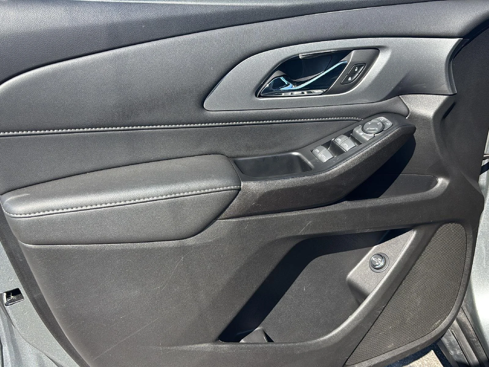 Used 2023 Sterling Gray Metallic Chevrolet LT Cloth image 16