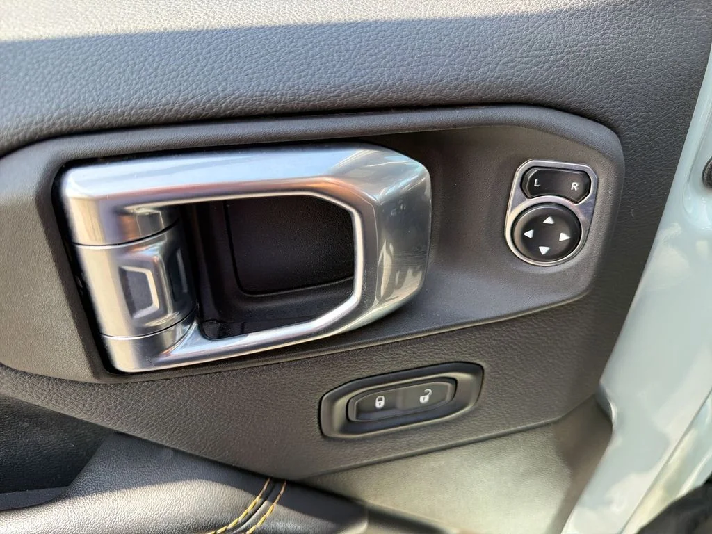 Used 2024 Gray Jeep Sahara 4xe image 15