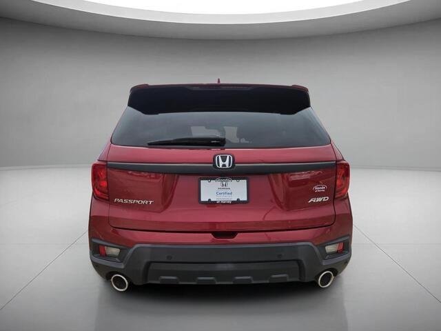 Used 2023 Radiant Red Metallic II Honda EX-L image 4