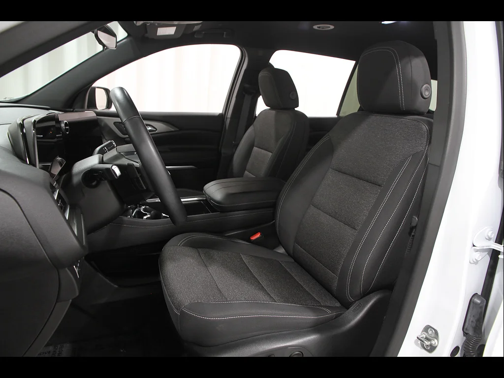 2024 Chevrolet Traverse 2LT - Photo 5