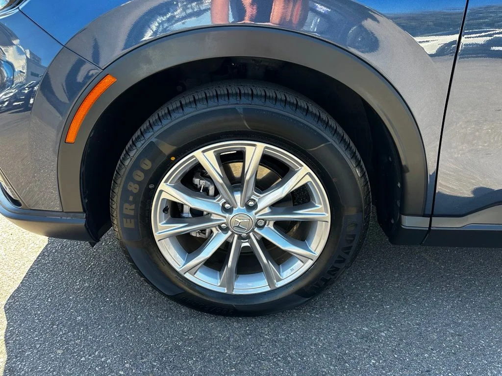 Used 2023  Honda EX-L image 10