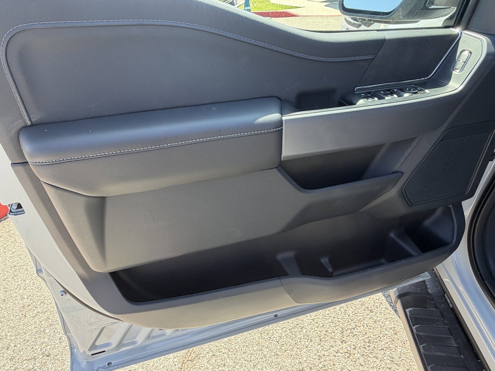 New 2026 Avalanche Ford XLT image 22