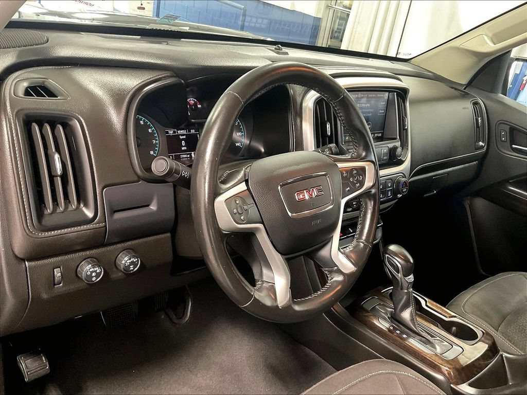 Used 2022 Onyx Black GMC Elevation image 8