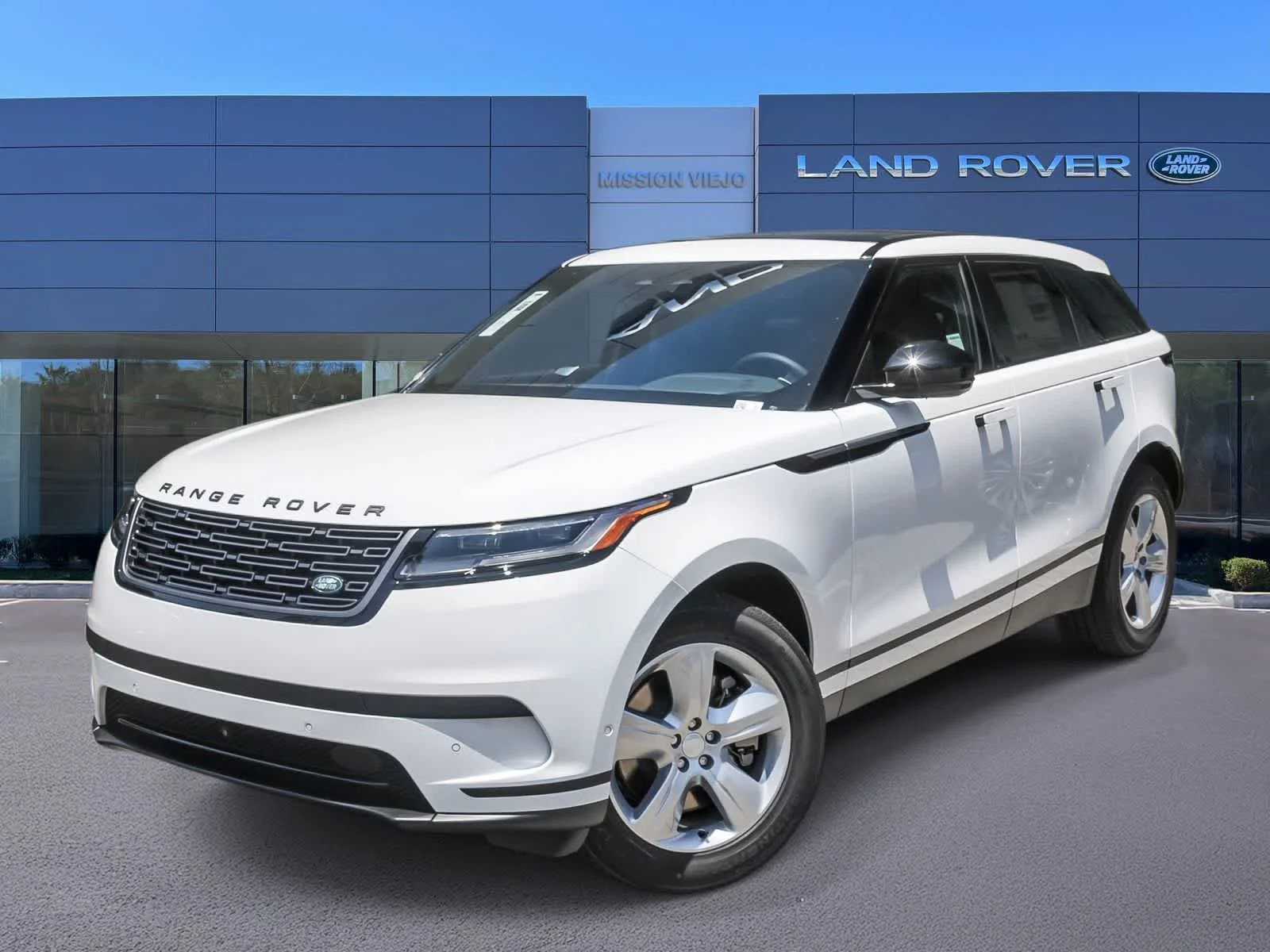 2026 Land Rover Range Rover Velar P250 S's photo