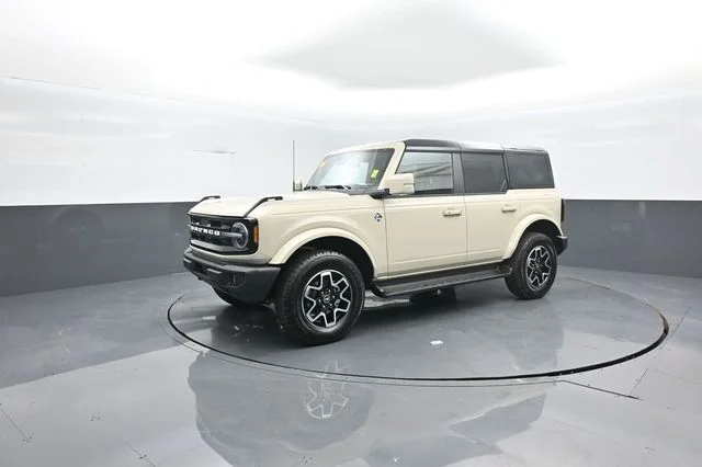 Certified Used 2025 Desert Sand Ford Outer Banks image 4