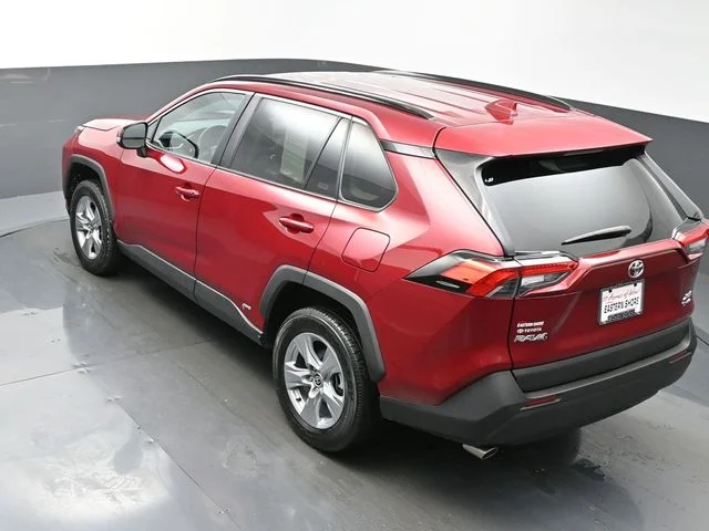 Used 2025 Red Toyota XLE image 41
