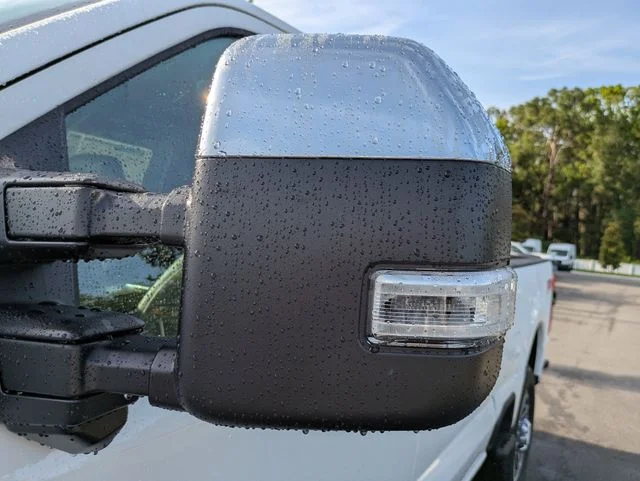 New 2026 Star White Metallic Tri-Coat Ford F-350® Platinum® image 12