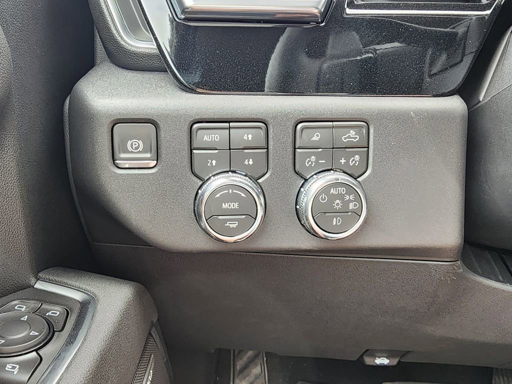 2026 GMC Sierra 1500 SLT - Photo 20