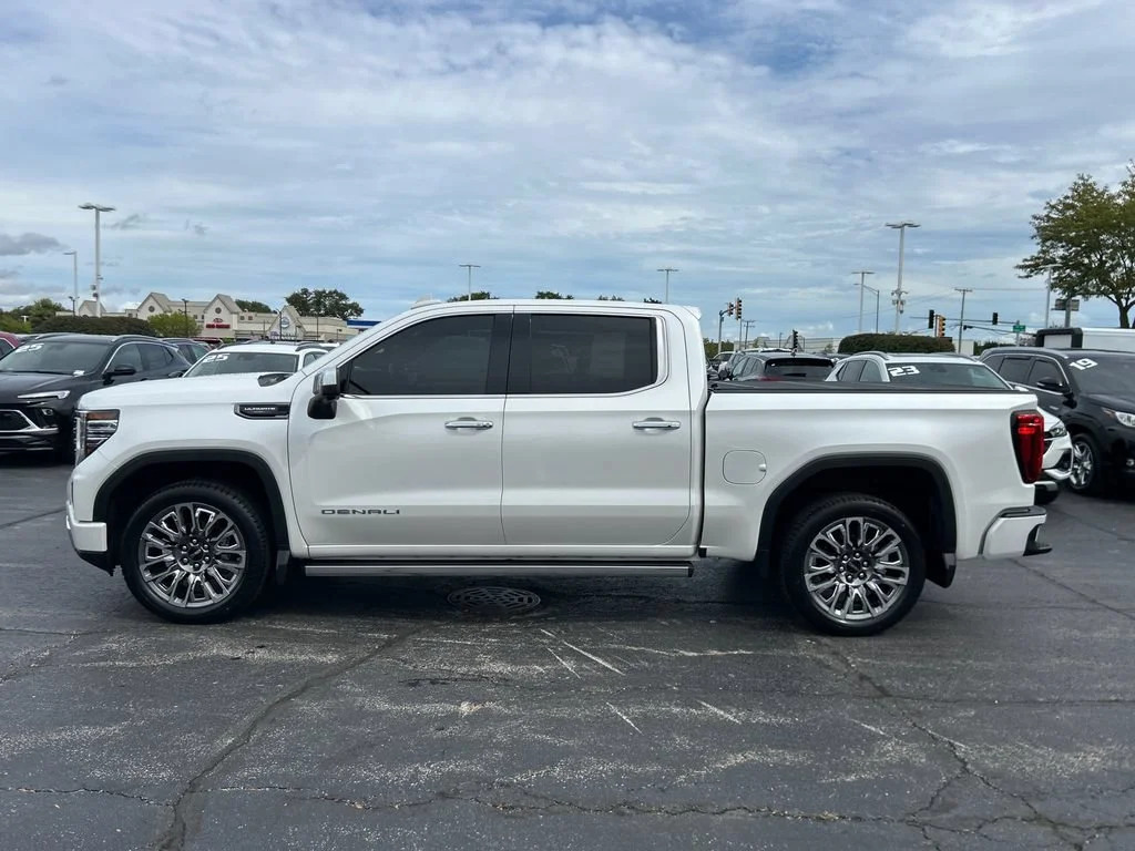 2025 GMC Sierra 1500 Denali Ultimate - Photo 11