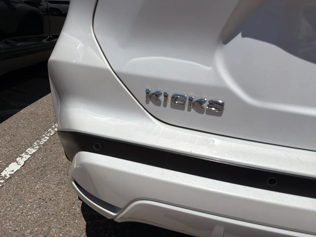 Used 2023 Qac - Aspen White Tr Nissan SR image 5