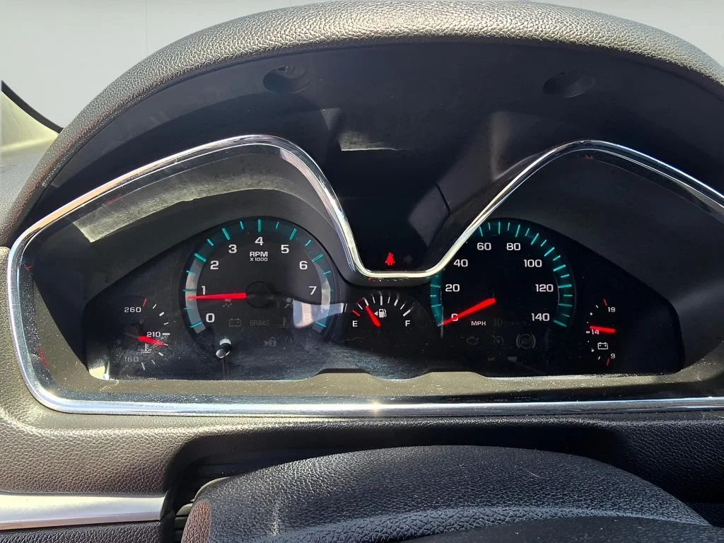 Used 2014 Tungsten Metallic Chevrolet LT image 18