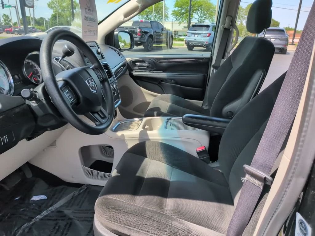2016 Dodge Grand Caravan SXT - Photo 18