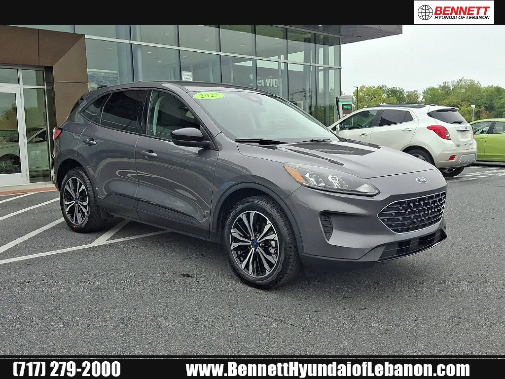 Used 2022 Gray Ford SE image 1