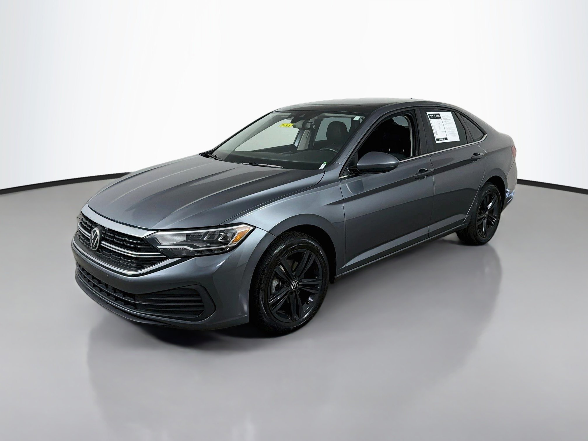 Used 2023 Platinum Gray Metallic Volkswagen SE image 3