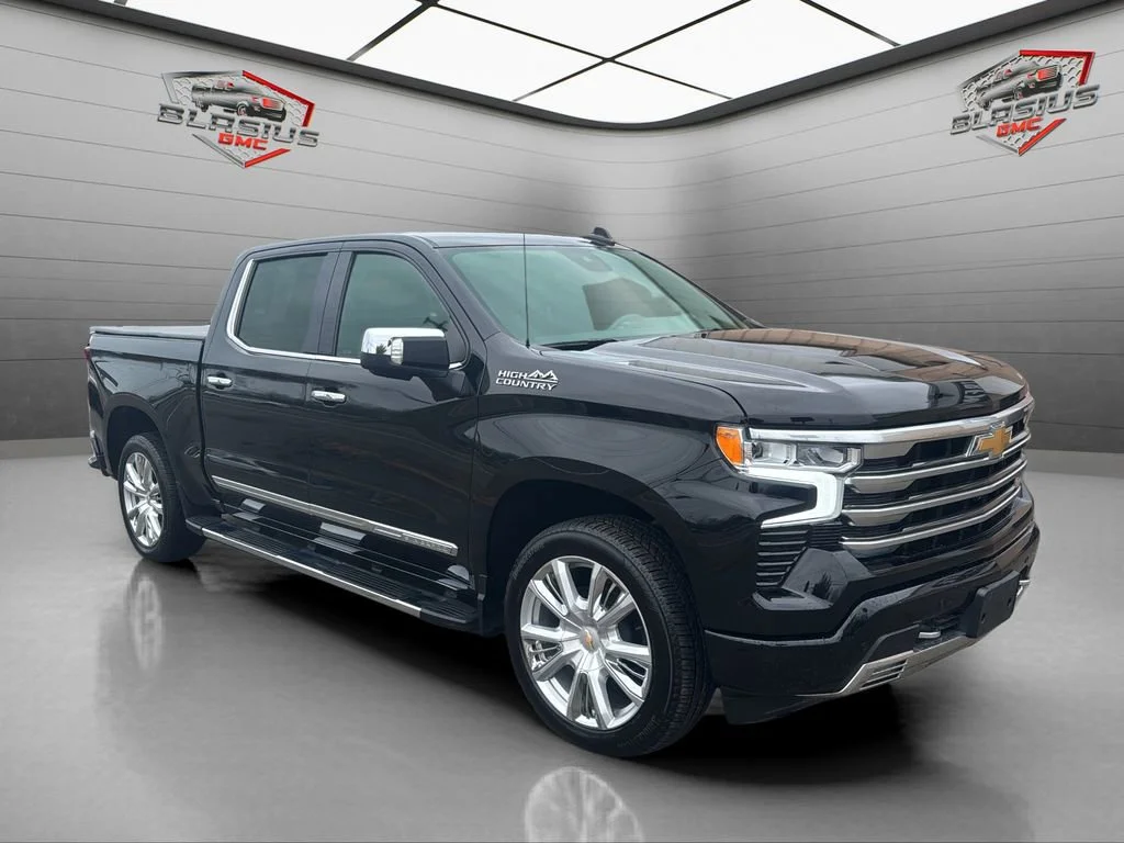Used 2023 Black Chevrolet High Country image 7