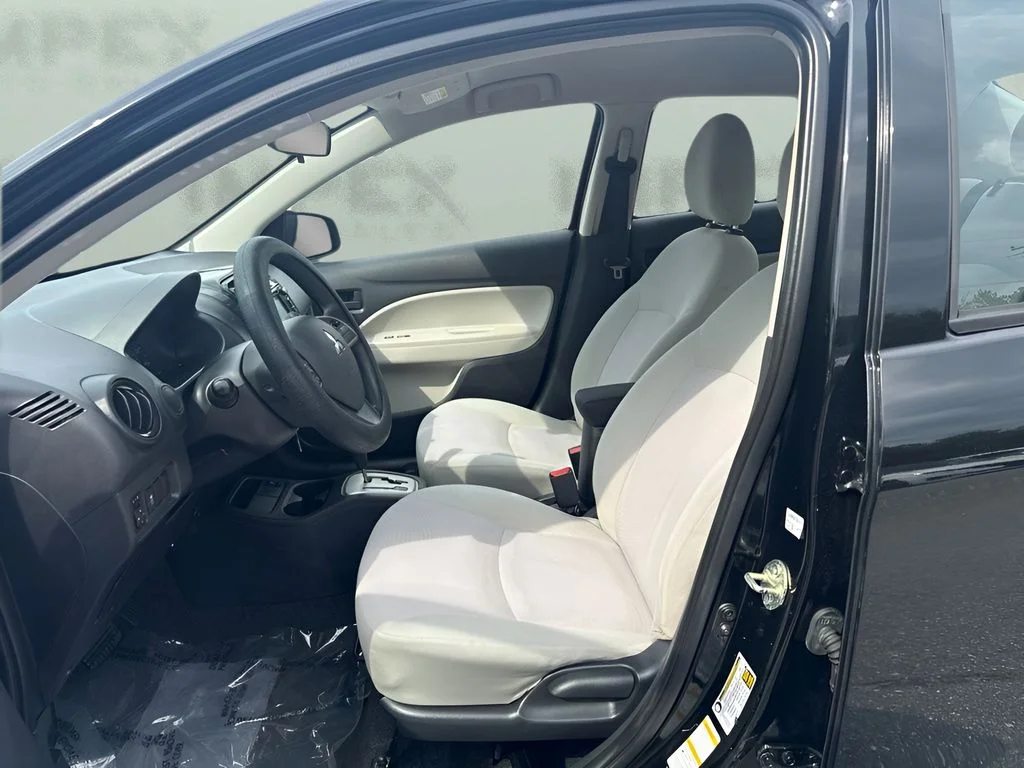 Used 2019 Black Mitsubishi ES image 5