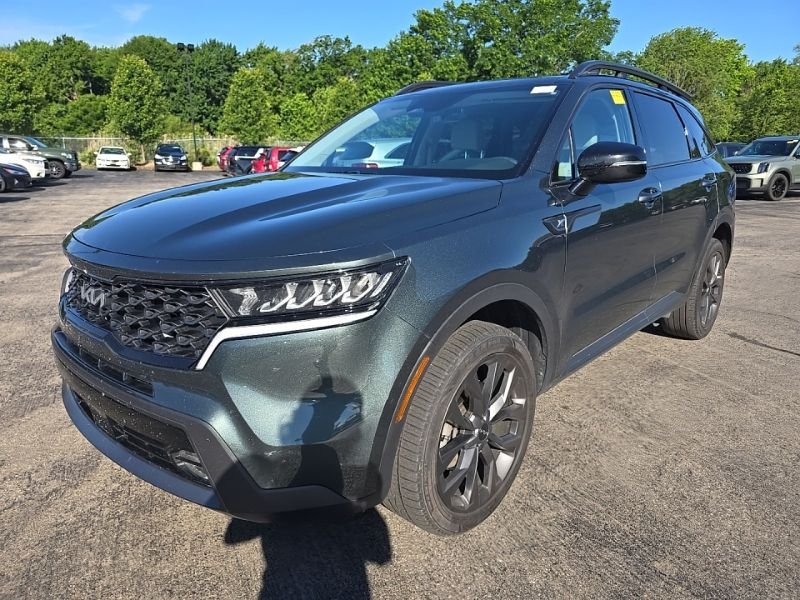 Used 2023 Green Kia X-Line EX image 3
