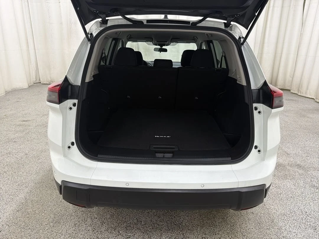Certified Used 2026 Glacier White Nissan S image 16