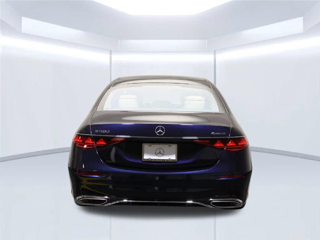 New 2027 Nautical Blue Metallic Mercedes-Benz S 580 image 6