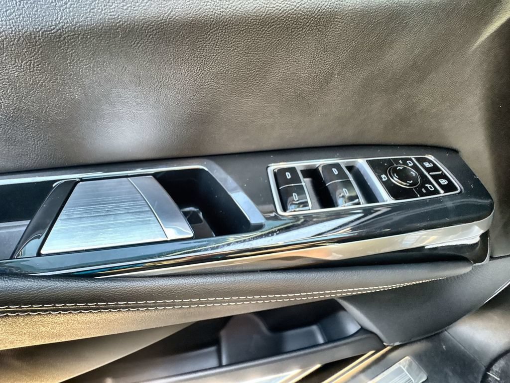 2026 Cadillac Escalade ESV Sport - Photo 35