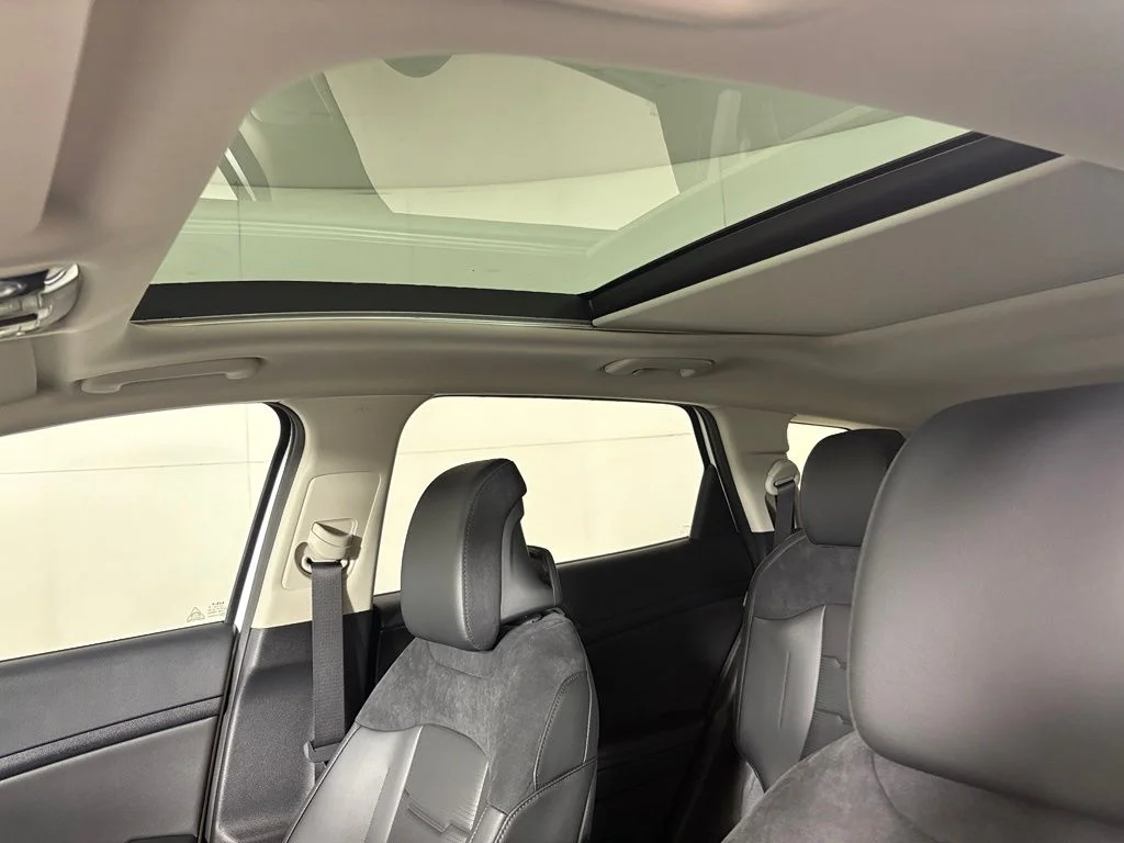 New 2026 White Kia SX-Prestige image 35
