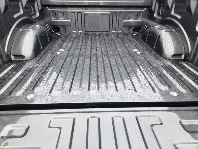New 2026 Carbonized Gray Metallic Ford XLT image 46