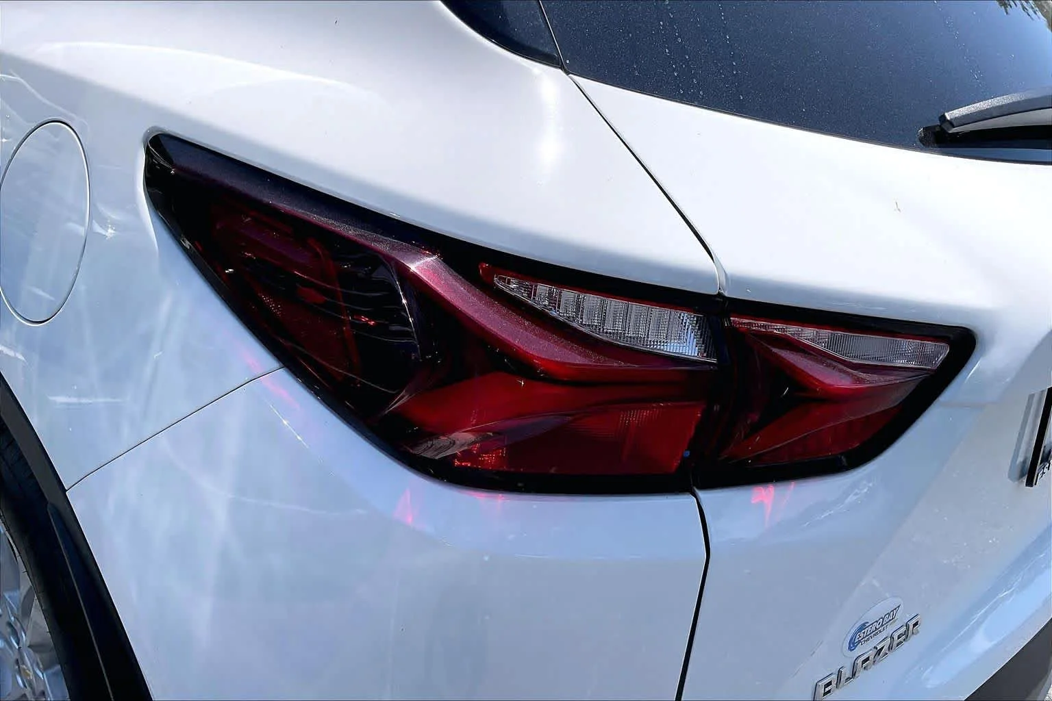 Used 2021 Summit White Chevrolet LT image 29