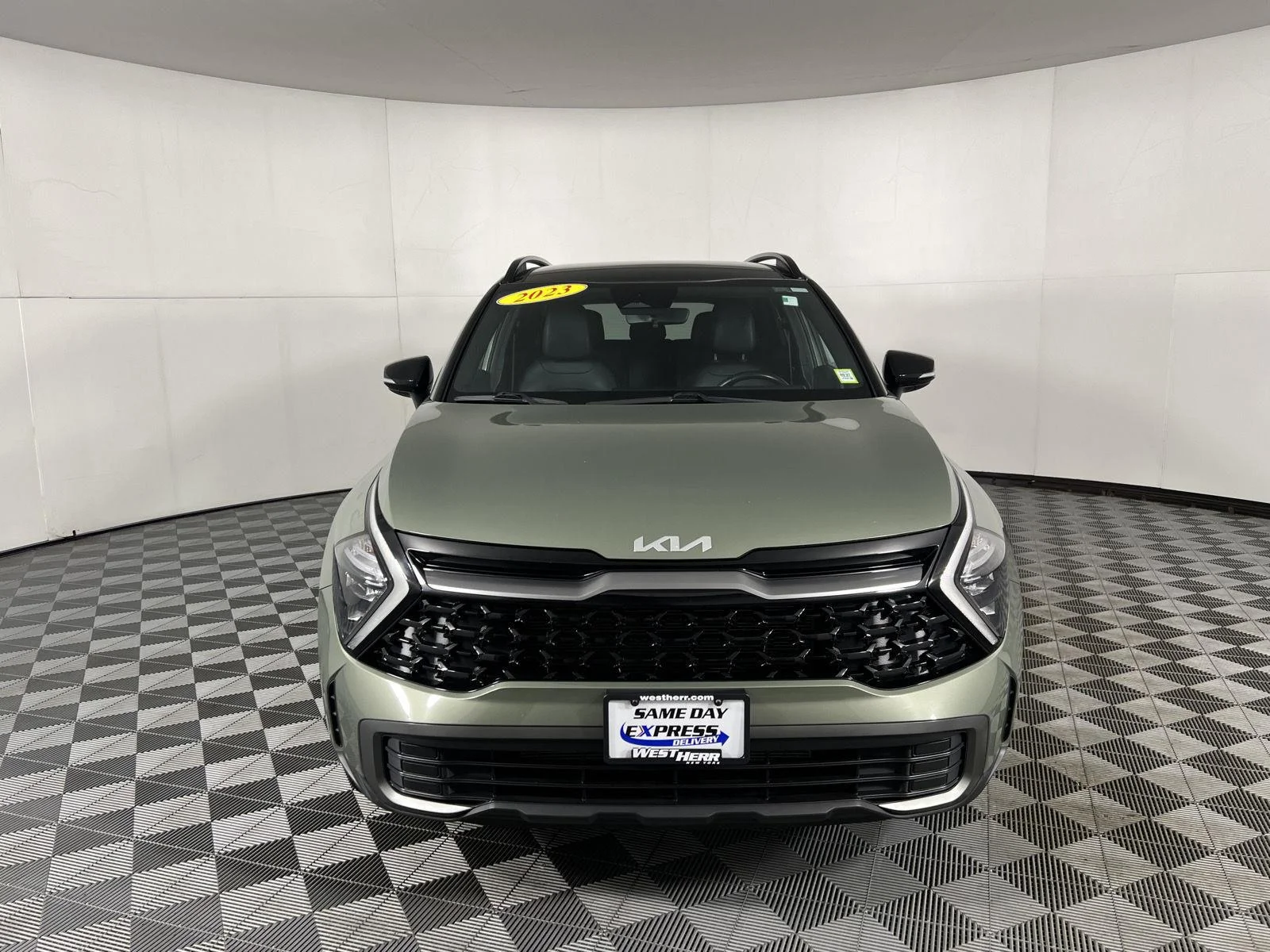 Used 2023 Jungle Green Kia X-Line image 15