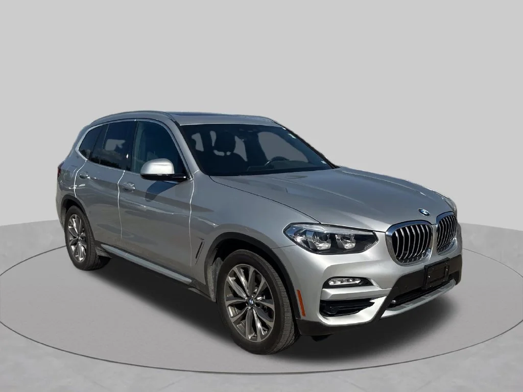 Used 2019 Silver BMW xDrive30i image 38