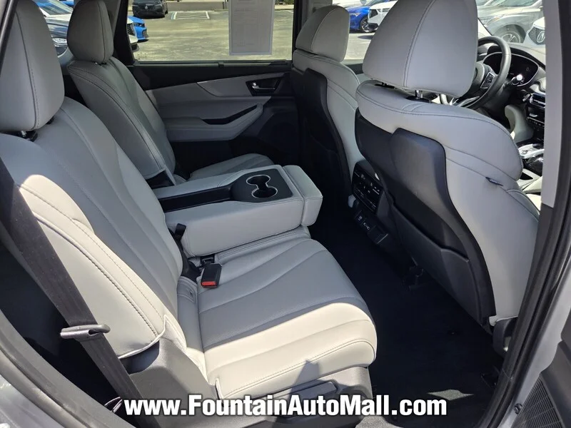 Used 2024 Lunar Silver Metallic Acura FWD W/TECHNOLOGY PACKAGE image 15