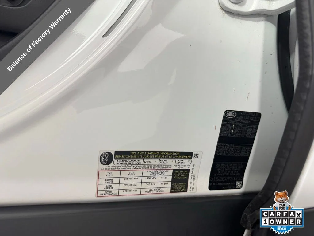Used 2023 Fuji White Land Rover S image 37
