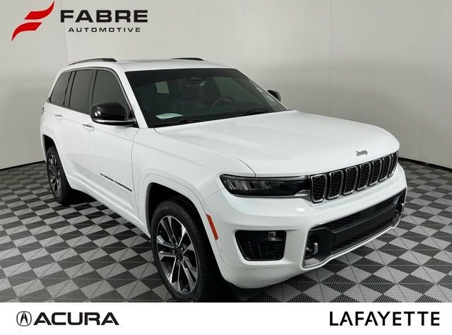 2023 Jeep Grand Cherokee Overland's photo