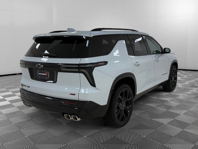 Certified Used 2026 Polar White Tricoat Chevrolet RS image 5