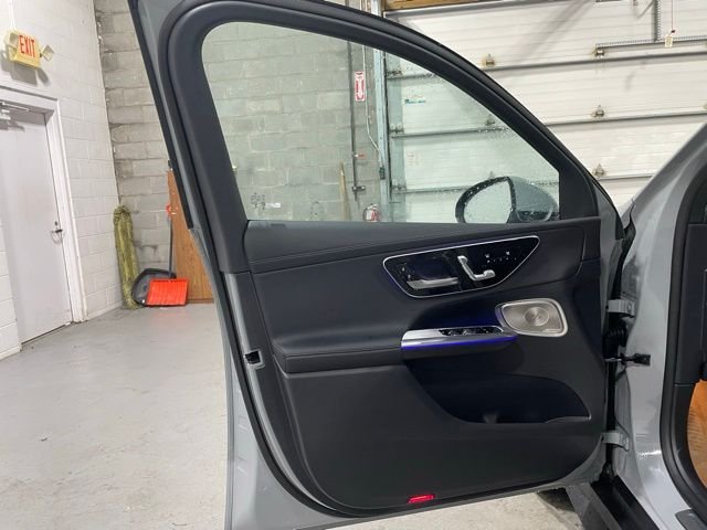 New 2026  Mercedes-Benz GLC 300 image 10