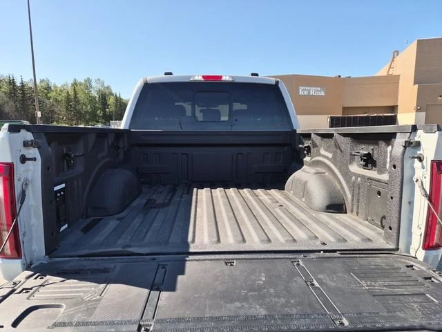 Certified Used 2024  Ford Lariat image 23