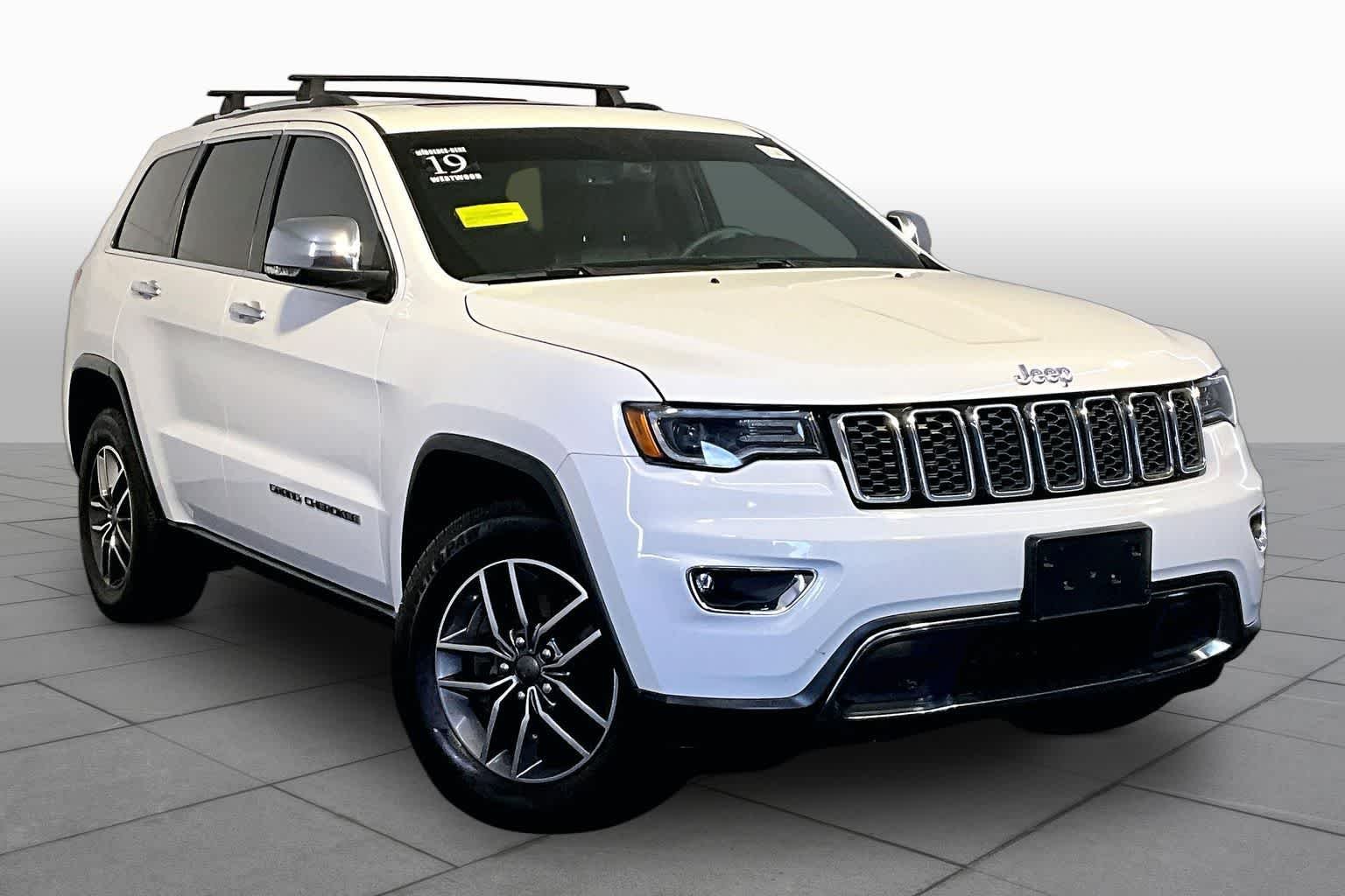 Used 2019 Bright White Clear Coat Jeep Limited image 3