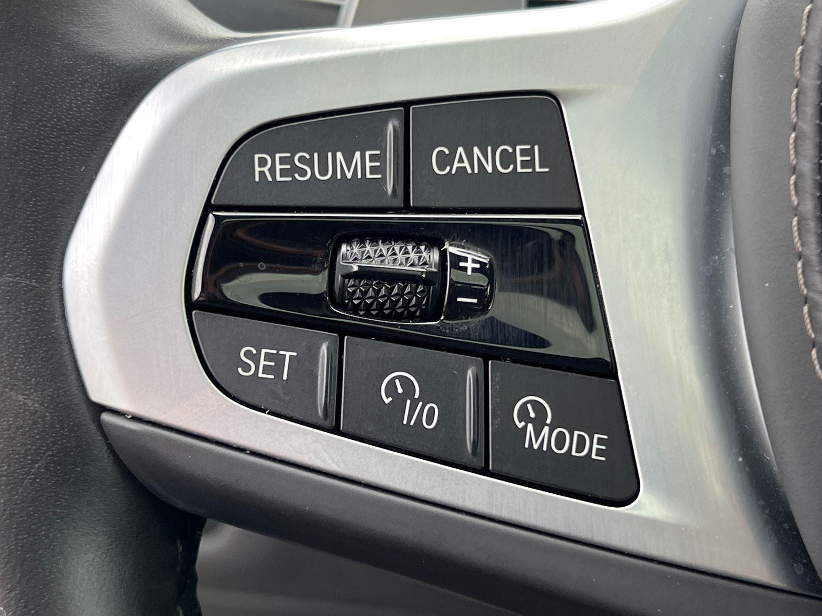 Used 2026 GRAY BMW xDrive40i image 25