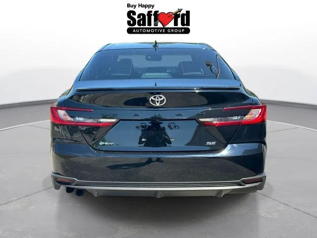 2025 Toyota Camry SE - Photo 8