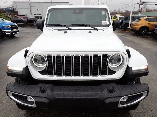 New 2025 Bright White Clear-Coat Exterior Paint Jeep Sahara image 10