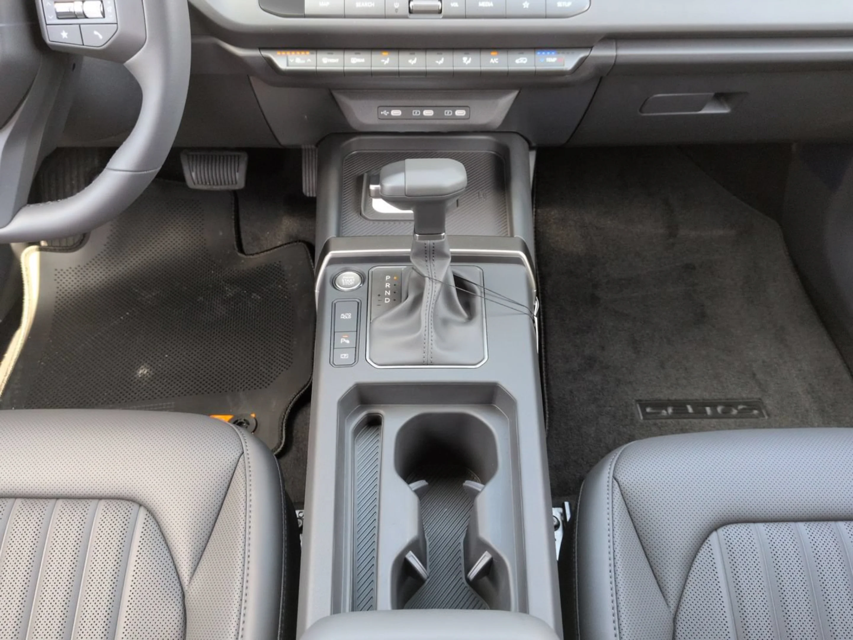 New 2027 Interstellar Gray Kia X-Line S image 16
