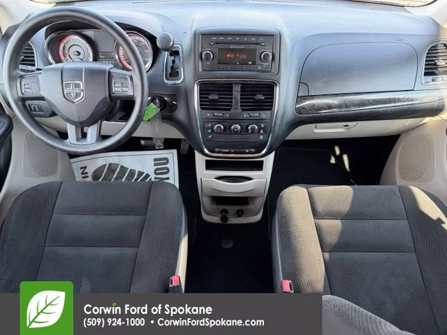 Used 2015 True Blue Pearlcoat Dodge AVP image 12