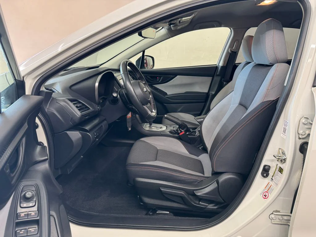 Used 2018 White Subaru 2.0i Premium image 12