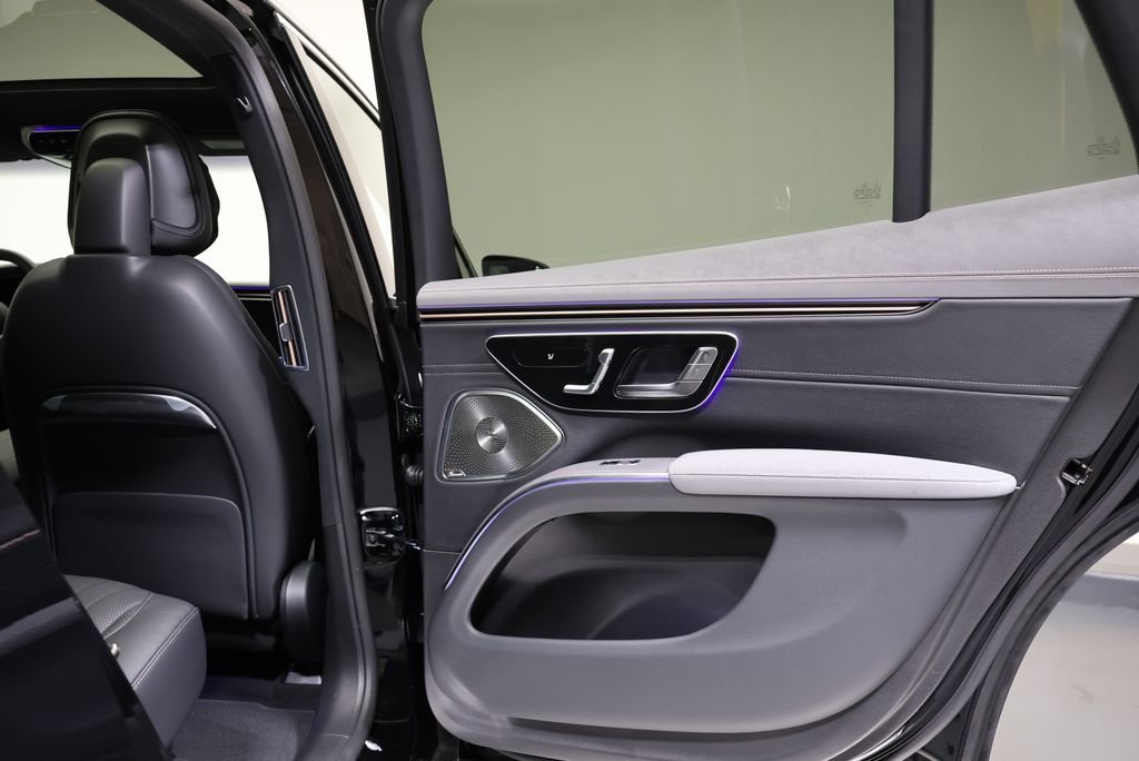 New 2026 Black Mercedes-Benz 400 image 49