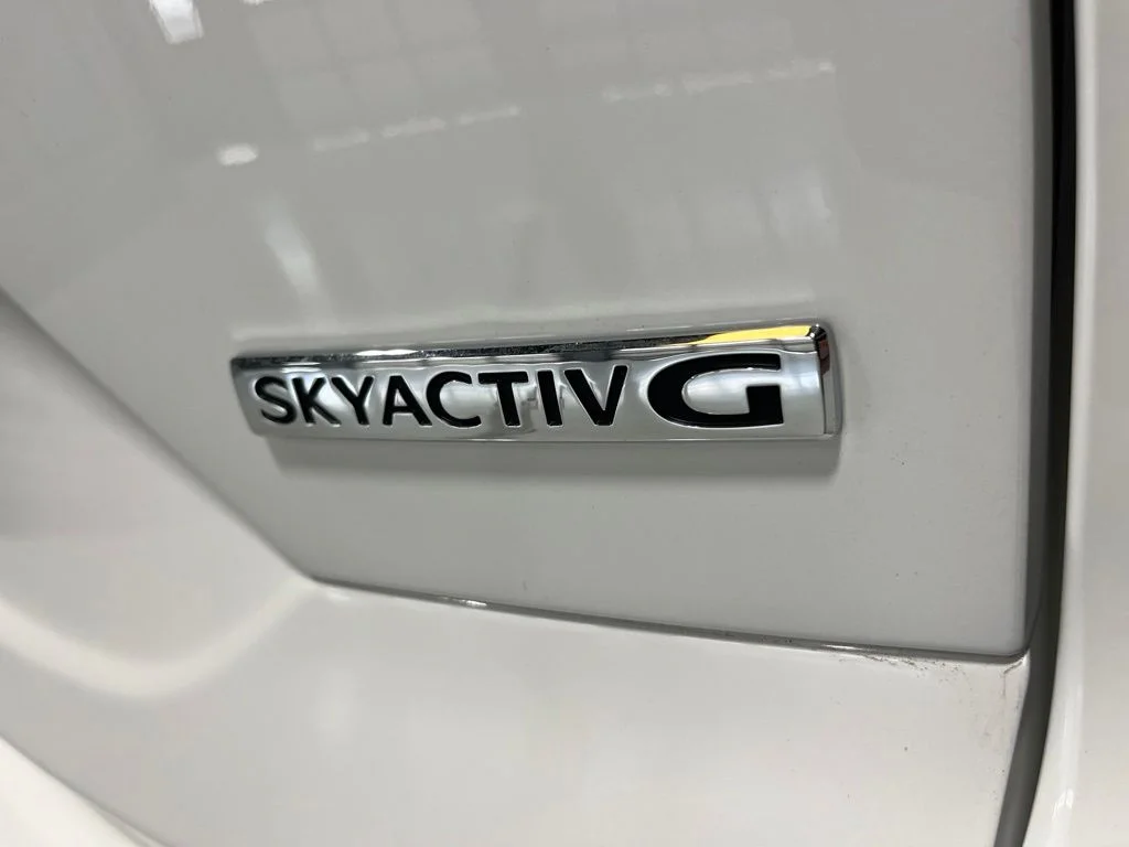 Used 2025 White Metallic Mazda 2.5 S Preferred Package image 35