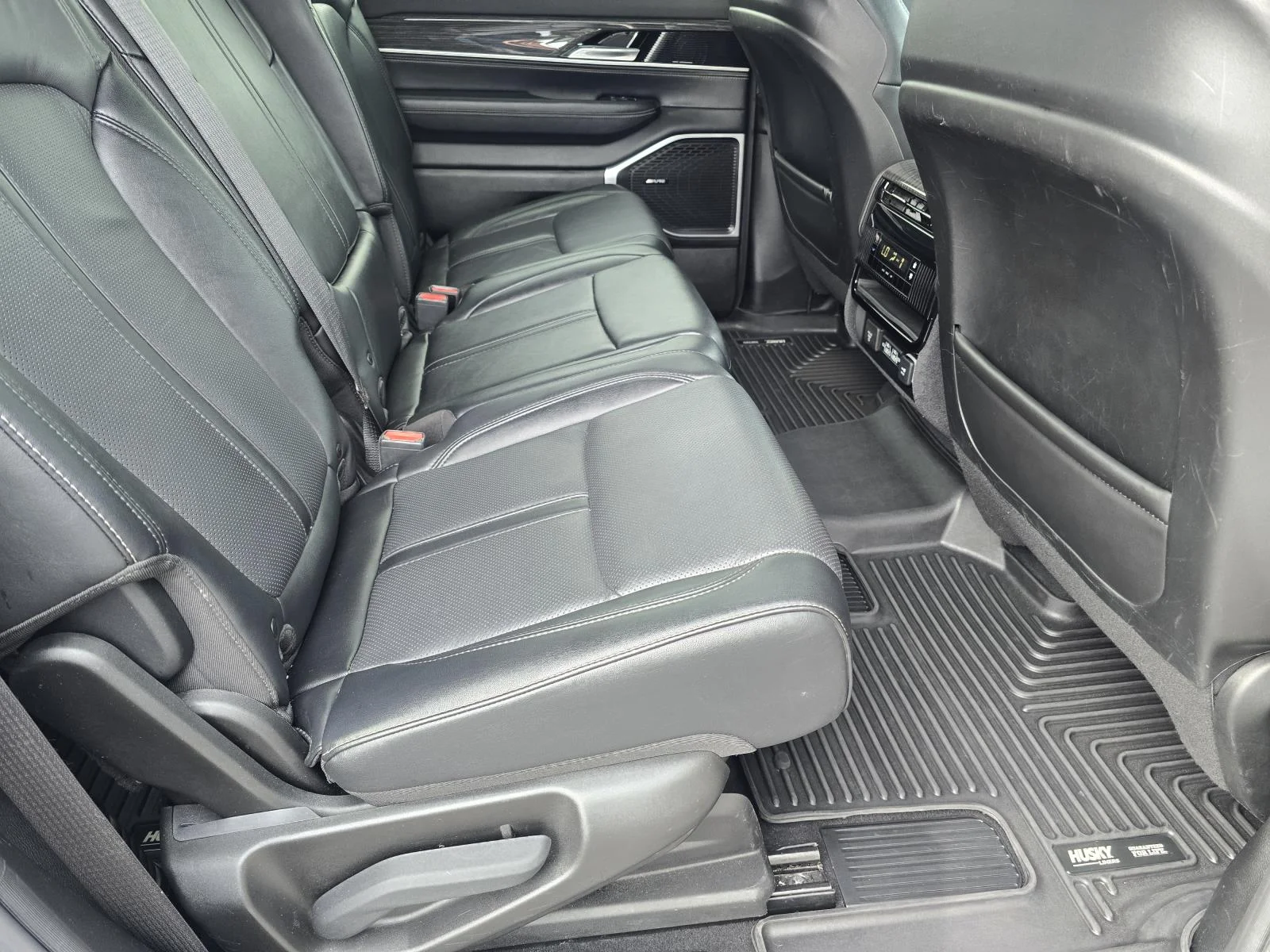 Used 2022 Silver Zynith Jeep Series II image 19
