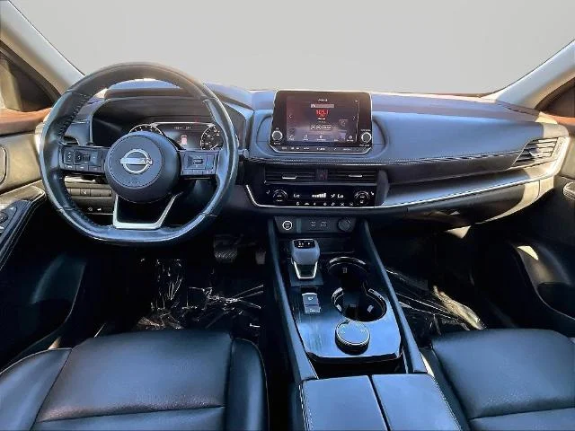 Used 2023 Caspian Blue Nissan  image 7
