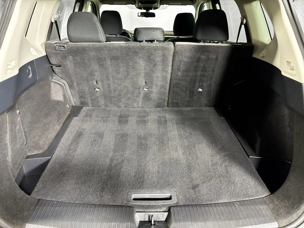 Used 2021 Silver Nissan SV image 20