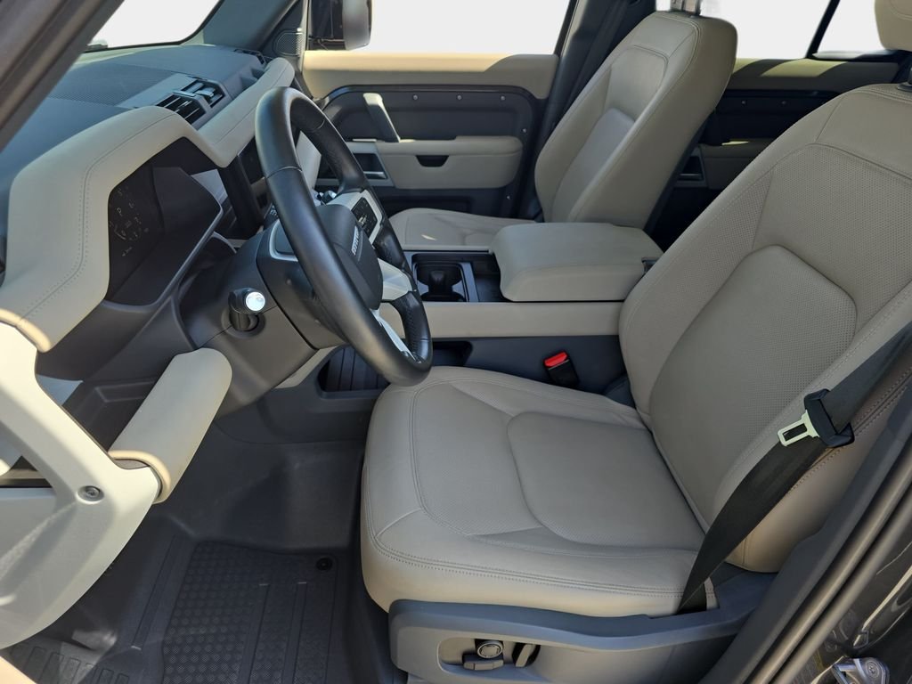 Certified Used 2024 Gray Land Rover S image 15